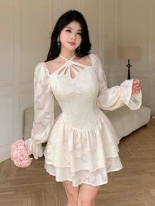 Modelyn 杏色镂空腰部褶裥下摆优雅度假派对连衣裙，女士 - 杏色 - 查看 5