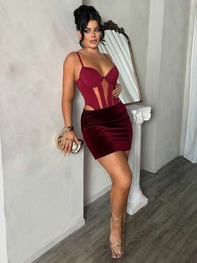 Dayanna Comas Váy nhung trơn màu trơn cạp thấp thời trang thu/đông cho nữ kèm quần, váy ngắn màu đen, trang phục thời trang khi đi chơi, trang phục gợi cảm cho nữ, trang phục câu lạc bộ cho nữ, trang phục mùa đông cho nữ