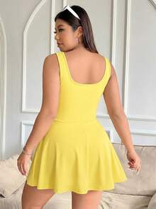 Solflare Mono sin mangas de un solo color con bolsillos para mujer de talla grande, conjunto de una pieza en amarillo pálido - amarillo ganso - Ver 2