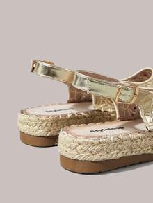 Styleloop Sandal nữ đế bằng, mũi tròn, thêu hoa điện tử, dây gai rỗng, thích hợp đi biển, nghỉ mát. - Vàng - Xem 4