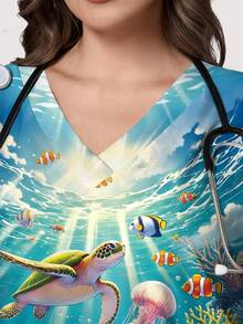 PopScrub 海底世界与海洋生物卡通印花加大码女式手术服上衣，时尚V领短袖，带口袋和耳挂设计，春夏护士制服上衣 - 彩色 - 查看 4