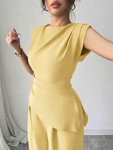 Rafferiza 2pcs/Set Women Solid Color Textured Pleated Round Neck Sleeveless Top - Pale Yellow - View 6