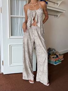 DAZY Bộ đồ 2 món dành cho nữ: áo hai dây viền bèo nhún nhuộm tie-dye và quần ống rộng rách. - Màu Khaki - Xem 4