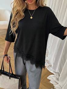 SHEIN LUNE Áo thun nữ chất liệu cotton trơn màu, có họa tiết, vạt áo bất đối xứng, phối ren, kiểu dáng thường ngày, dễ phối đồ, phù hợp cho mùa xuân/hè, đi nghỉ mát, đi biển và các dịp khác. - màu đen - Xem 6