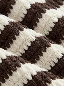 SHEIN Bộ đồ 2 mảnh thời trang thường ngày cho bé gái tuổi teen, chất liệu dệt kim, màu be kẻ sọc, gồm áo hai dây rộng và quần ống rộng, thích hợp cho kỳ nghỉ hè 2026. Bộ trang phục đa năng, phong cách mới nhất mùa xuân/hè 2026. - màu nâu - Xem 5