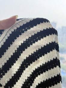 SHEIN 女孩宽松黑白条纹休闲度假套装，包含T恤和短裤，适合露营、海滩、与家人朋友聚会等场合。 - 黑色 - 查看 6