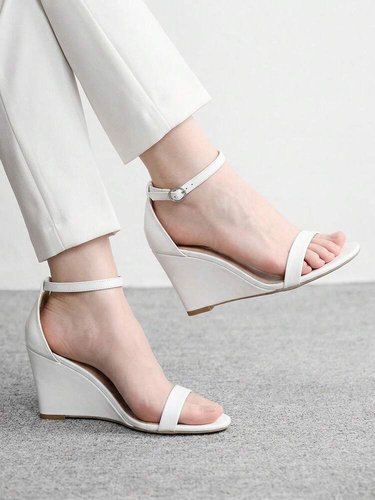 CUCCOO BIZCHIC Women Shoes Round Toe Wedge Heel Beige With Ankle Strap Women's Fashion Wedge Heel Sandals Stylish Simple Daily Comfort Commuter Women's Sandals Women's Shoes