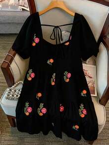 CURVE Women's Elegant Square Neck Floral Embroidery Dress, Exquisite Embroidered Dress Suitable For Daily Wear And Outdoor Activities - 2 - 查看 2