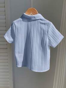 SHEIN Áo thun dệt kim tay ngắn cổ bẻ màu trắng unisex cho bé trai/bé gái, thích hợp mặc đi nghỉ mát mùa xuân/hè. - Màu xanh nhạt - Xem 2