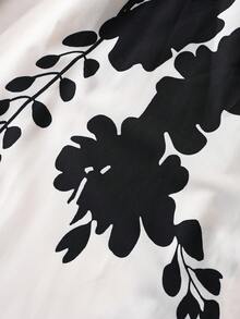 SHEIN Franclia 时尚女士印花A字裙，松紧腰带饰有扭结细节，款式新颖独特。 - 彩色 - 查看 7