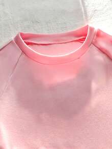 SHEIN 少女撞色短袖T恤短裤套装，运动风，粉色和深绿色，宽松贴身设计，轻薄面料，适合日常穿着、休闲运动或搭配。 - 綠色 - 查看 5
