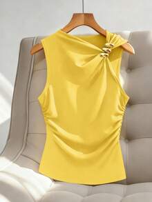 Franclia Women's Elegant Minimalist Metal Decor V-Neck Sleeveless Top, Suitable For Commuting - Yellow - View 3