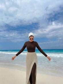 Swim Mulvari Traje de baño de una pieza de manga larga, estilo deportivo y casual para playa y surf, para mujer - Marrón - Ver 1