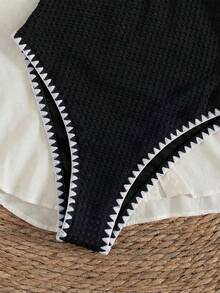 Bonvoyette Swim Lushoire 新款女士波西米亚佩斯利印花挂脖比基尼套装，两件式彩色曼陀罗泳装，活力孔雀羽毛印花比基尼套装，粉色、蓝色、白色和绿色交织的缤纷设计比基尼，侧系带性感泳裤，挂脖系带比基尼上衣，活力多色沙滩装，加厚聚拢罩杯，夏季度假泳池派对泳装，适合音乐节、热带海岛度假等场合，尽显摩登风情。 - 黑色 - 查看 8