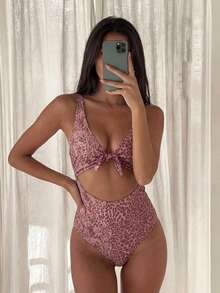 SHEIN Swim Bộ bikini liền thân họa tiết da báo tối giản gợi cảm mùa Xuân/Hè 2026, nâng đỡ tốt cho vòng một nhỏ, thích hợp cho bãi biển và spa. - Nhiều màu - Xem 2