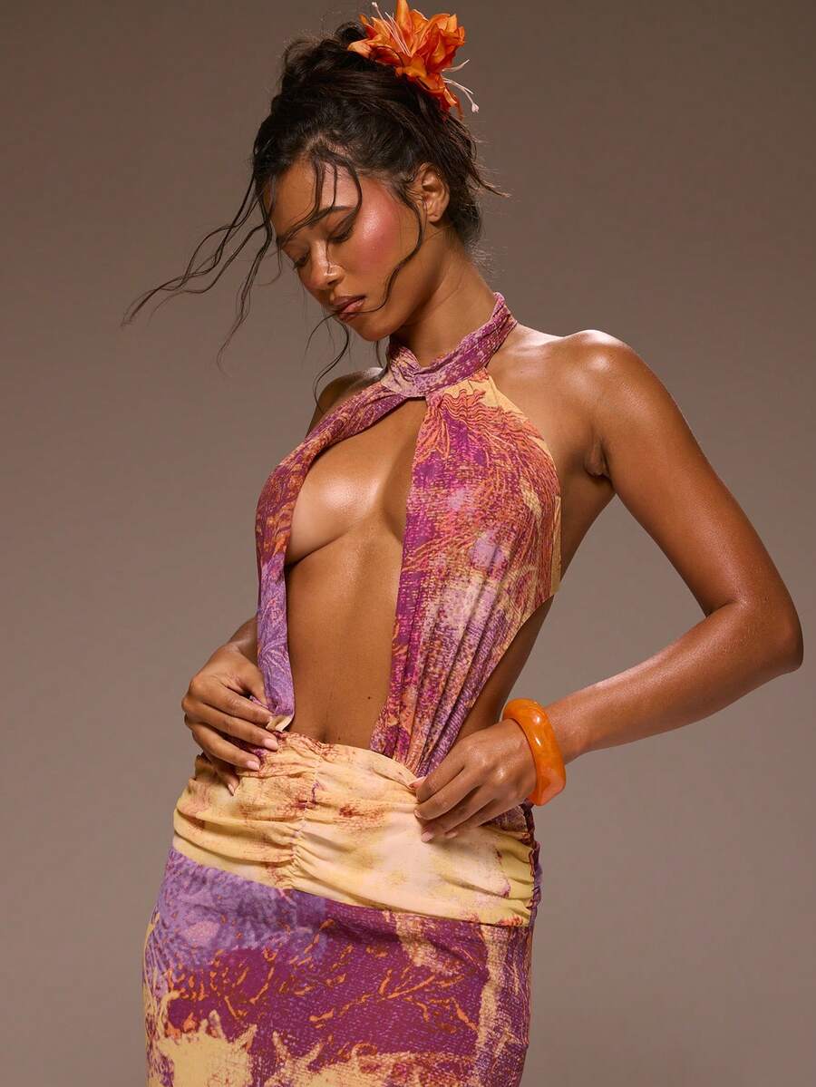 MUSERA 印花高领镂空收腰长裙，少女风春夏度假夜出可爱场合金色沙滩 - 彩色 - 查看 1