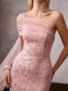 MOTF Soiréza 女士礼服网纱串珠刺绣网纱拼接无肩带连衣裙 - 粉色 - 查看 2