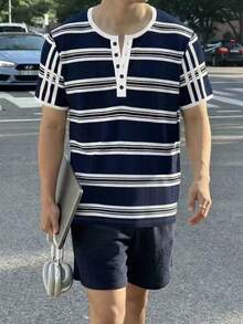 Manfinity Dauomo Men's Striped Button Half-Placket Short Sleeve Casual T-Shirt - White - View 3
