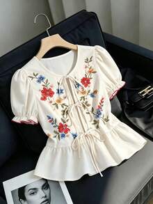 SHEIN Franclia Áo kiểu nữ thời trang, đa năng, thêu hoa, buộc dây, xếp ly, viền bèo nhún, thích hợp cho kỳ nghỉ. - Màu be - Xem 3