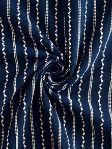 SHEIN VCAY Plus Size Embroidery-Look Print Square Neck Casual Versatile Short Sleeve Shirt, Summer - Navy Blue - View 5