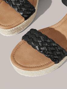 Styleloop Ladies Black Fashion Solid Color Woven Casual Platform Wedge Sandals, Upper PU Material Woven Decoration, Bohemian Vacation Style Retro French Canvas Sole Wedge Heel Ankle Sandals, Western Style, Music Festival Party Clothing, Spring And Summer Shoes, Spring Break Easter, Vacation Atmosphere, Summer Wear, Travel Essentials - Black 1 - View 4