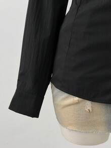 Sunspun Áo sơ mi đen cổ chữ V ren, phong cách tối giản, thanh lịch và thoải mái. - màu đen - Xem 6