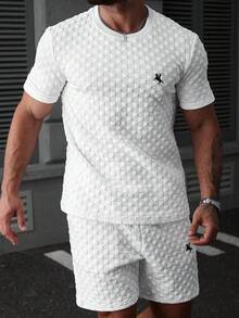 Manfinity CasualCool 2pcs Men's Slim Fit Quilted Plaid Textured Short Sleeve Shorts Set, With Embroidered Design - White - View 6