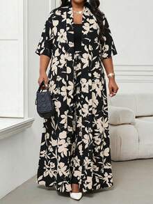 SHEIN Lady Setelan Kimono dan Celana Panjang Lengan Pendek Motif Bunga Ukuran Besar untuk Wanita (2 Potong) - Hitam dan Putih - View 1