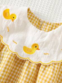 Cozy Pixies Baby Girl Cartoon Duck Pattern Contrast Color Lapel Sleeveless Romper - Yellow - View 6
