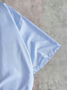 AXEPEAK Men's Striped Button-Down Short Sleeve Casual Shirt - Blue and White - View 4