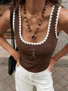 Cévolie French Retro Contrast Color Square Neck Camisole, Minimalist Versatile Sexy Sleeveless T-Shirt, Shell Embroidered Knit Fabric, Suitable For Going Out, Commuting, And School - Coffee Brown - View 2