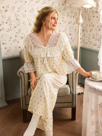加大码V领蕾丝拼接碎花喇叭袖舒适透气宽松睡衣套装