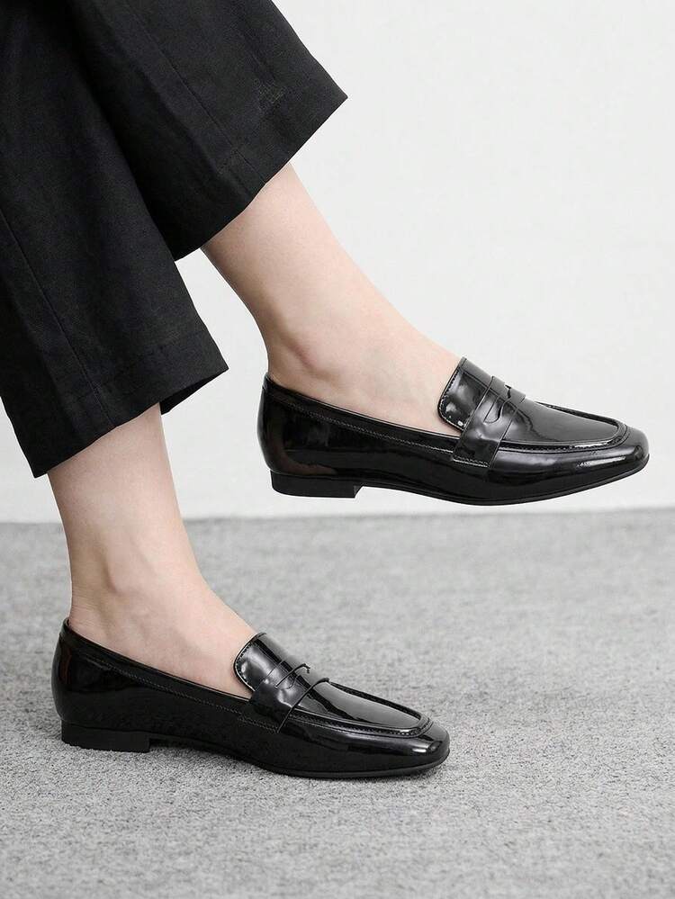 CUCCOO BIZCHIC Women Shoes Women's Patent Leather Loafers Black Versatile Classic Flat Shoes
