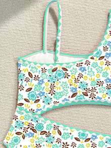 SHEIN Tween Girl Piece Swimsuit New Summer Fresh Floral Print Asymmetrical Design Kids Bathing Suit Baby High Elastic Breathable Quick Dry Beach Vacation Hot Spring Water Play Swimwear For Big Kids Parent-Child Swimming Gear - Green - View 4