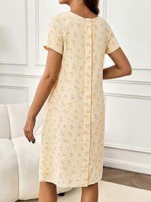 Maternity Ditsy Floral Delivery Dress - Multicolor - View 2