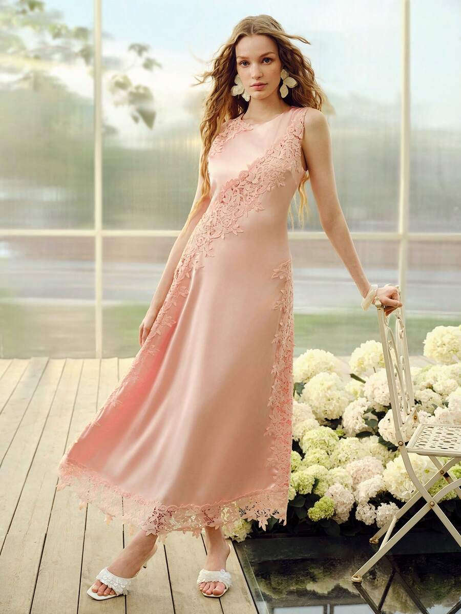 MOTF PREMIUM WOMEN'S ROMANTIC LACE PATCHWORK SLEEVELESS MID-LENGTH DRESS - Dusty Pink - View 1
