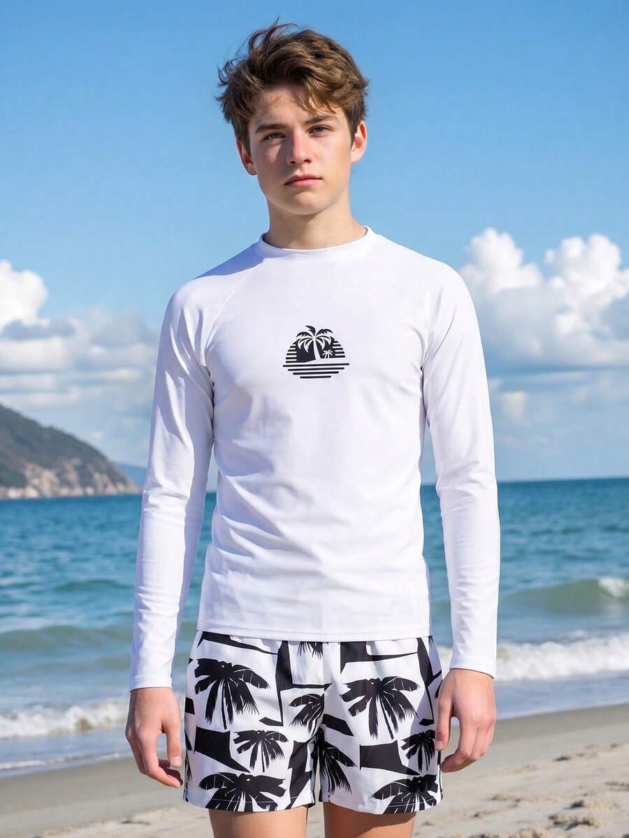 SHEIN Bộ 2 món đồ bơi cho bé trai tuổi teen, áo chống nắng dài tay màu trắng với họa tiết cây cọ và hoàng hôn tối giản, quần bơi họa tiết hình học màu đen, thiết kế cổ tròn cổ điển, thời trang, thoải mái, mát mẻ, thích hợp cho bơi lội, kỳ nghỉ hè, bãi biển, tiệc bể bơi. - Đen và trắng - Xem 1