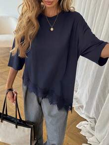 SHEIN LUNE Áo thun nữ dáng suông màu trơn, vạt áo bất đối xứng, phối ren, trang phục cơ bản hàng ngày cho mùa xuân/hè. - Màu xanh hải quân - Xem 3