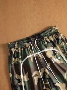 TOKVUE 男士休闲迷彩短裤，抽绳腰带，侧边口袋，适合夏季休闲街头风穿着，舒适百搭，适合外出、运动休闲、上学、聚会、音乐节等场合。也可作为礼物送给朋友或男友。 - 橄欖綠 - 查看 4