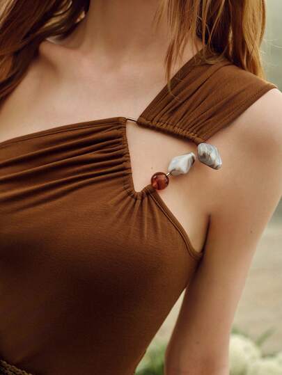 MOTF PREMIUM Top SLIM FIT FEMININA DE COR SÓLIDA COM CONTAS E ARGOLA METÁLICA TRIÂNGULO