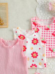 SHEIN 女嬰幼童 0-3 歲 3 件套休閒日常百搭度假風 柔軟波浪紋針織面料 臉花格紋草莓滿版印花 無袖背心上衣與短褲 3 件套 清爽舒適 日常穿著 多功能多件套 - 彩色 - 查看 6