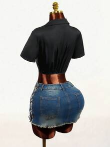 Mistrie 女士字母印花短袖露脐休闲衬衫 - 黑色 - 查看 2