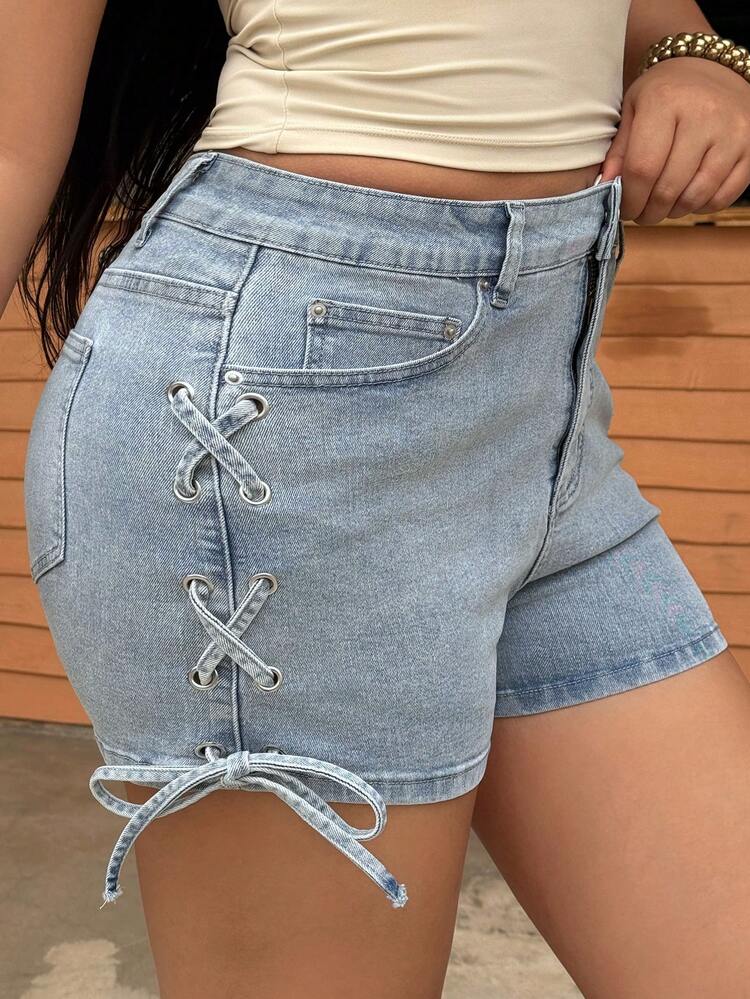 Dazy Plus Elastic Fitted Sexy Western Cowgirl Shorts With Tie Design, Casual Plus Size Women Spring/Summer Versatile Shorts