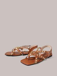 Styleloop 女士罗马风平底铆钉拖鞋，休闲百搭夏季户外鞋 - 黃棕色 - 查看 2