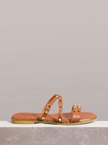 Styleloop Sandales à fond plat Nouvelle mode d'été Polyvalent Fond plat Saule Clou Chaussures pour femmes Série de vacances à la plage et de loisirs pour femmes - Tabac - Voir 1