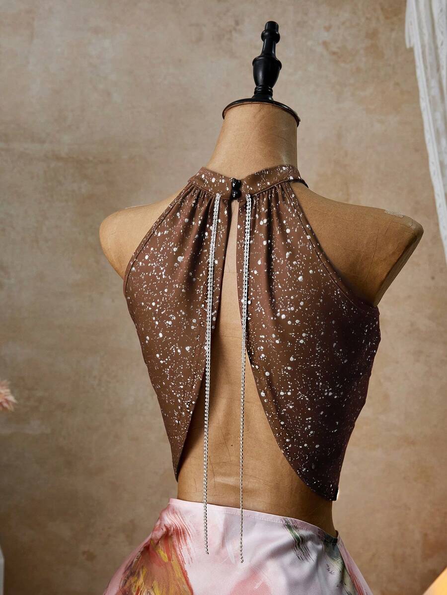 Áo croptop hở lưng màu đỏ rượu lấp lánh với chi tiết dây xích, áo croptop không tay gợi cảm dành cho nữ, phong cách dự tiệc mùa hè và đi club. - màu nâu - Xem 1