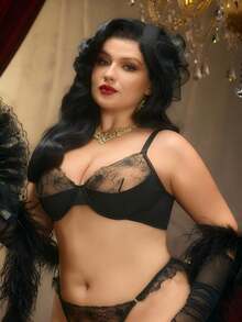 Vintage Embroidered Underwire Plus Size Bra - Black - View 7
