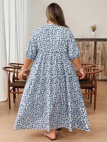 SHEIN CURVE+ Lässiges Kleid mit Blumenmuster in Große Größen - Verschiedenfarbig - Übersicht 2