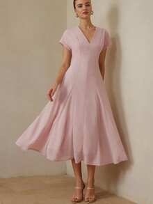 BELROSIE Vestido acampanado con cuello en V poco profundo y cintura insertada, vestido de línea A, vestido de cuello en V, manga corta con vuelta, rosa claro, primavera/verano, minimalista elegante, tela ligera, ropa de oficina, vestido de cita, atuendo de vacaciones. Diseño de patchwork de gasa, vestido midi para mujer - Rosa - Ver 4