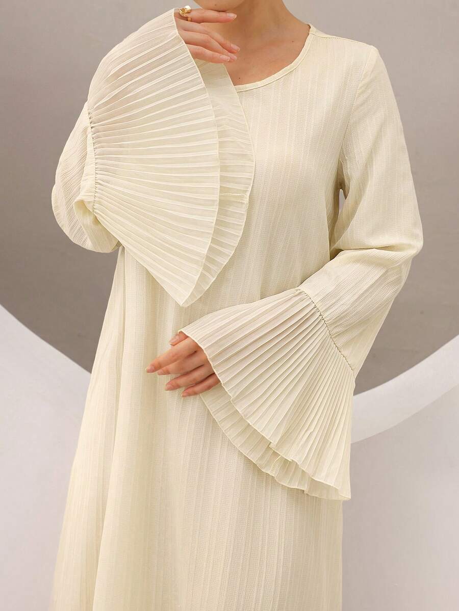 Graceveil Đầm dáng suông đuôi cá màu be, chất liệu có họa tiết, kiểu dáng thanh lịch, tôn dáng, thích hợp cho nữ. - Màu be - Xem 1